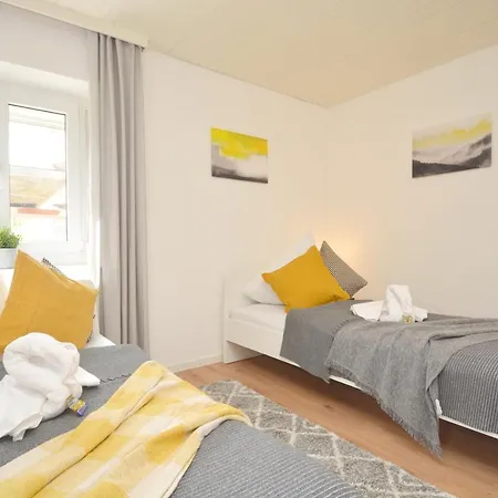 Fo01-ri Eg-apartment Fuer Facharbeiter In 아파트